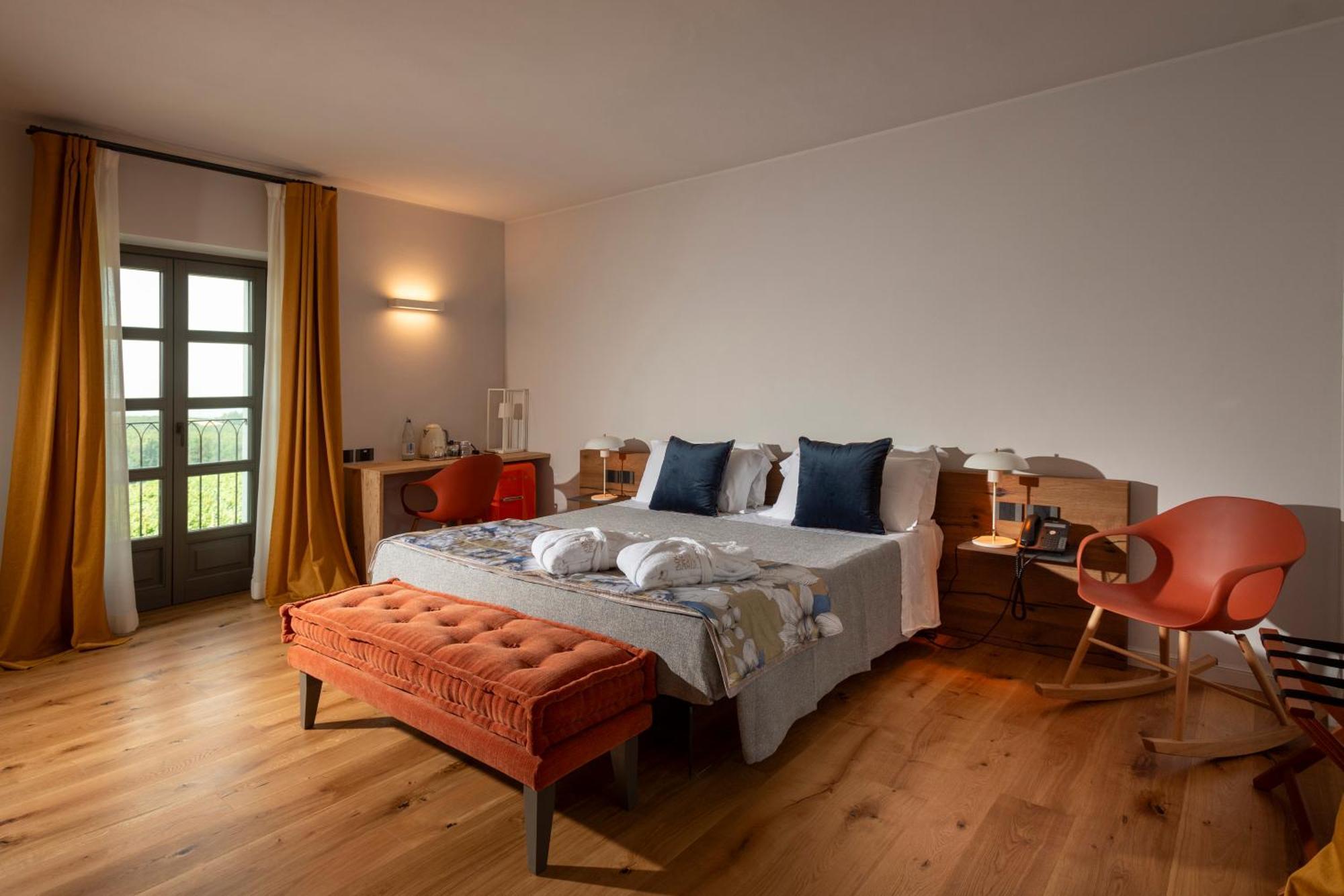 Bed and Breakfast Antica Dimora Dosio La Morra Exteriér fotografie